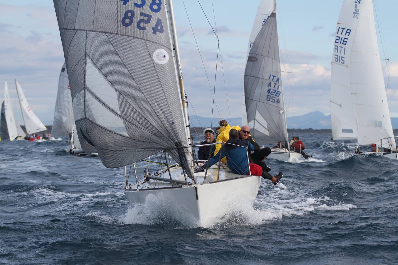 J24 E Platu 25 Al Campionato Invernale Di Anzio E Nettuno Nautica