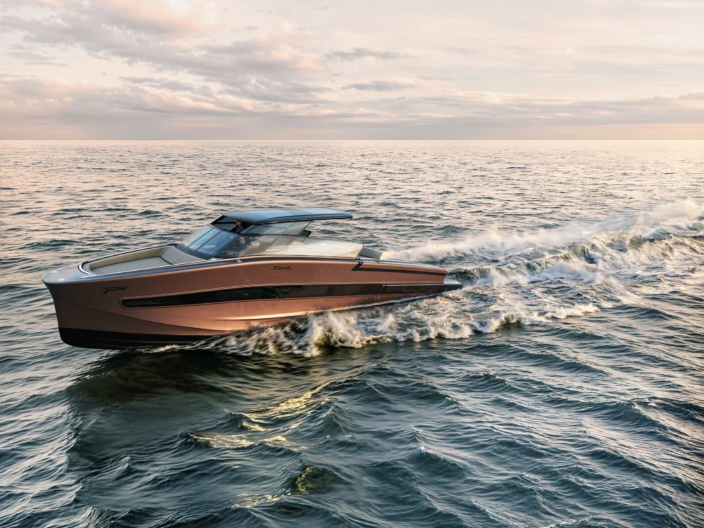 Fiart presenta novità e lusso allo Yachting Festival di Cannes 2024: Linea P, gamma Seawalker e debutto mondiale del P52.