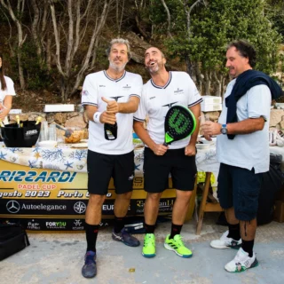 Rizzardi Padel Cup a Porto Rotondo: VIP, yacht e solidarietà. Scopri l'evento che unisce sport e lusso in Costa Smeralda.