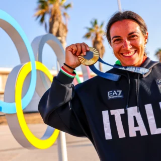 Olimpiadi Parigi 2024: Marta Maggetti oro nel windsurf. Trionfo italiano a Marsiglia, altri azzurri in gara.