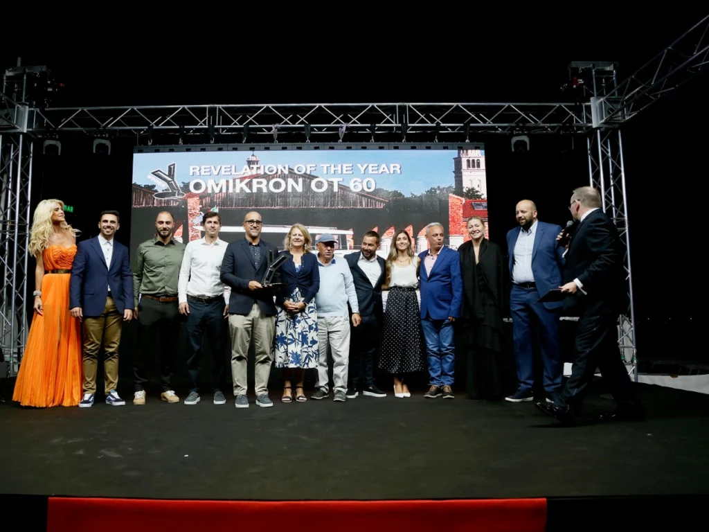 Scopri il debutto di successo di Omikron Yachts al Cannes Yachting Festival con l'OT-60, premiato come 