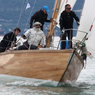 Scopri i vincitori e i dettagli dell'International Hannibal Classic 2024 a Monfalcone, una celebrazione della vela d'epoca e della sostenibilità ambientale.