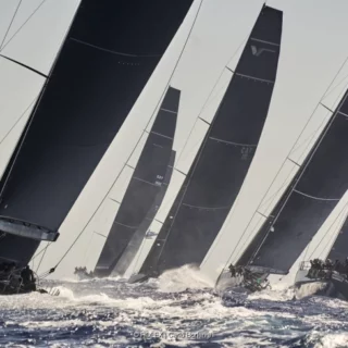 Inizia la 34ª Maxi Yacht Rolex Cup a Porto Cervo, con il debutto della nuova classe Rolex IMA Maxi 1 World Championship.