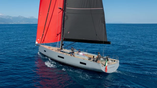 Ice Yachts 66RS