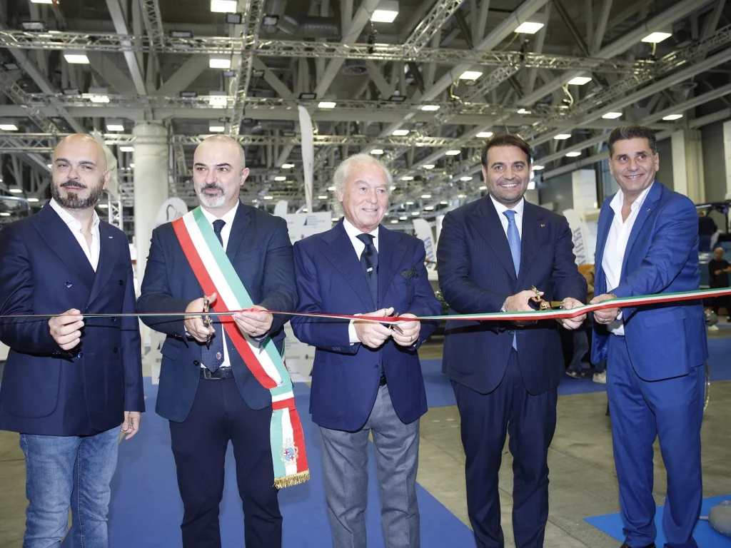 Scopri le novità del Salone Nautico di Bologna 2024: anteprime 2025, focus su infrastrutture e sicurezza in mare.