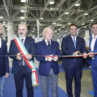 Scopri le novità del Salone Nautico di Bologna 2024: anteprime 2025, focus su infrastrutture e sicurezza in mare.