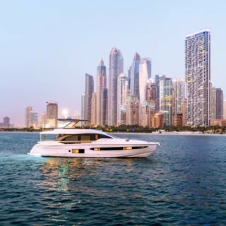 Azimut potenzia la presenza in Medio Oriente con Elite Yachts come dealer anche in Arabia Saudita e lancia l'Azimut Concierge Service 24/7.