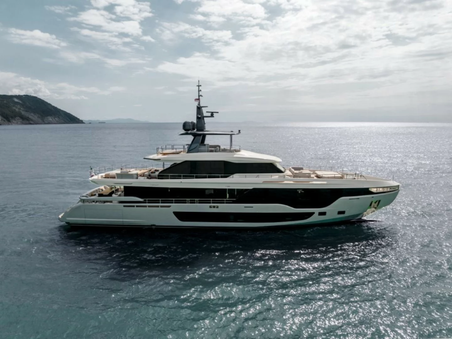 Azimut al Miami International Boat Show 2025 con 8 yacht esclusivi. Innovazione, lusso e performance ti aspettano