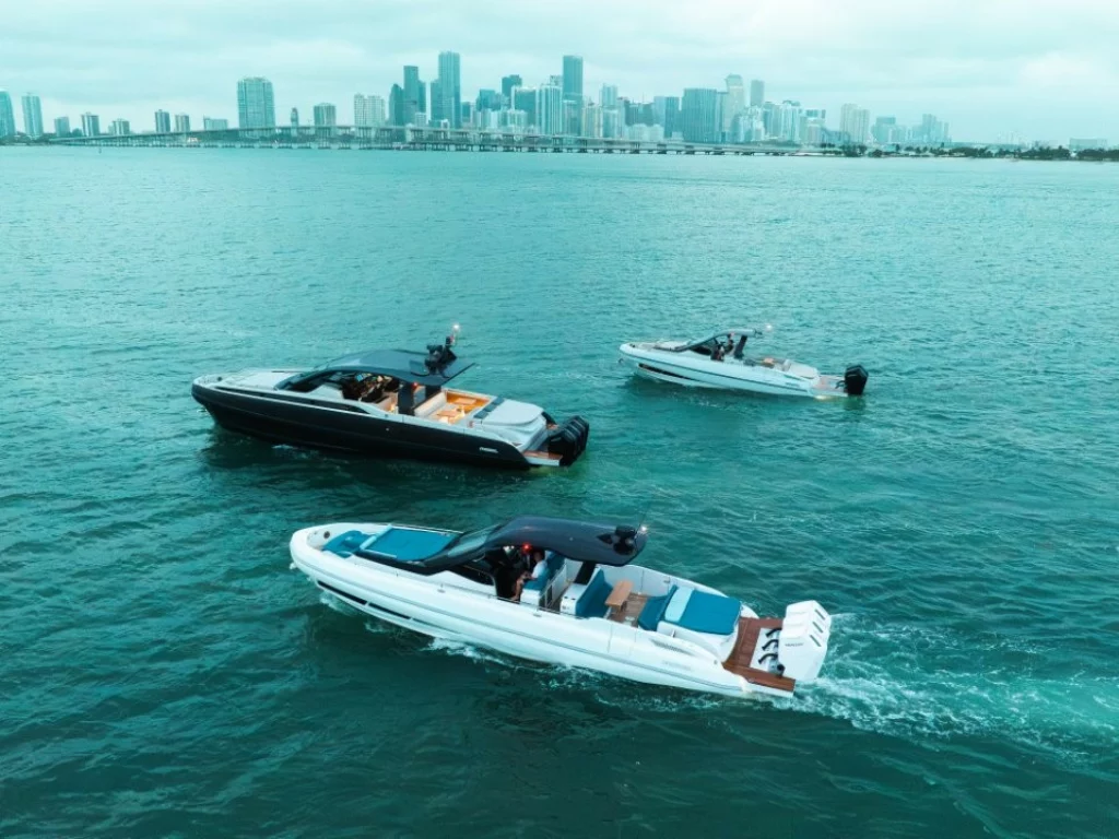 Sacs Tecnorib debutta negli USA con il Rebel 50G al Miami Boat Show 2025, portando lusso, innovazione e potenza.