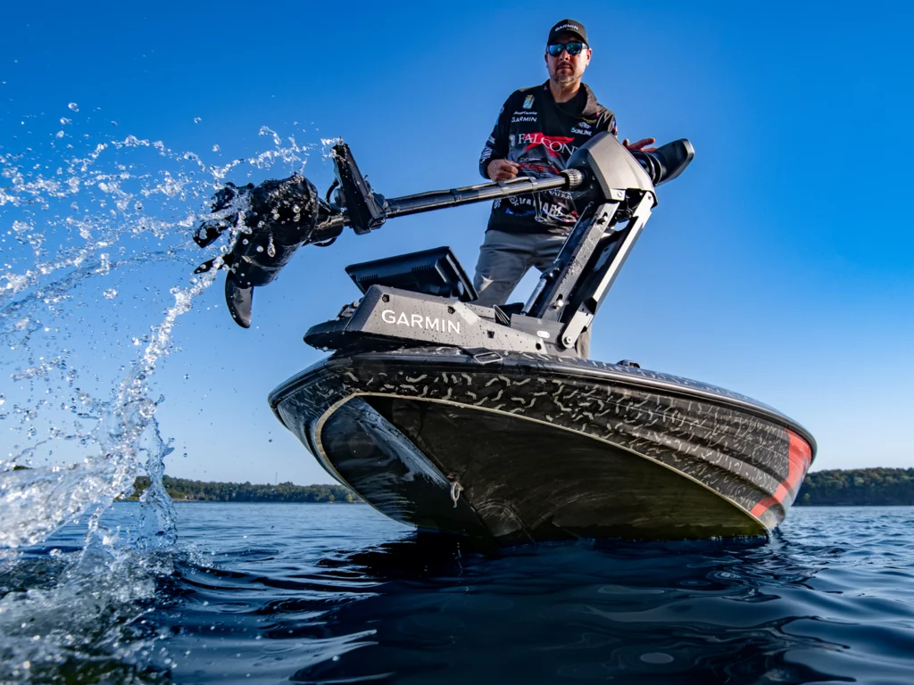 Scopri Garmin Force Pro, il trolling motor più evoluto: potenza, GPS avanzato e immagini UHD per la pesca perfetta!