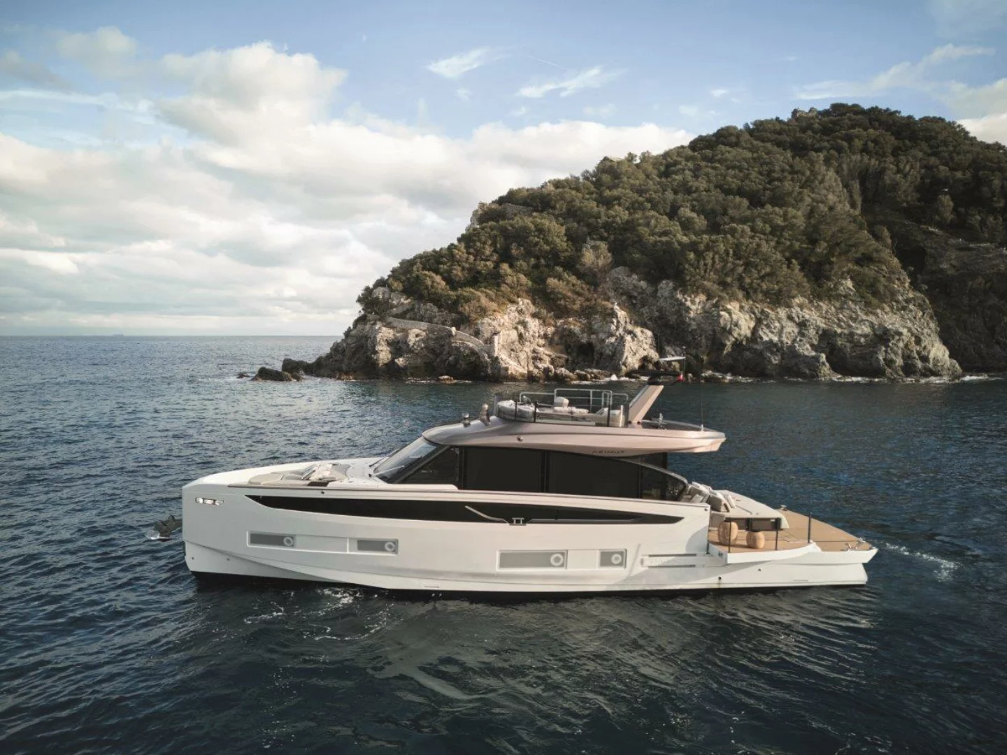 Scopri le tre esclusive première di Azimut al Palm Beach International Boat Show 2025: innovazione, lusso e design.