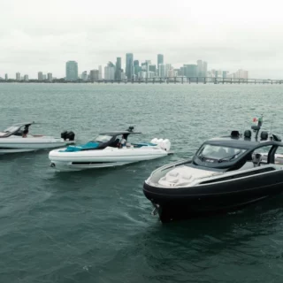 Sacs Tecnorib al Palm Beach Boat Show 2025 con la gamma Rebel, maxi-rib di lusso dal design innovativo e alte prestazioni.